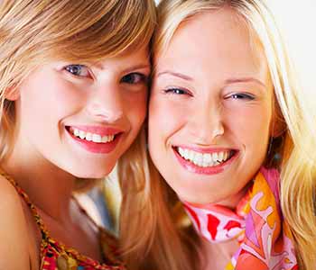 The team at Smile in Style shares a common commitment to providing you and your family the best dental care possible.