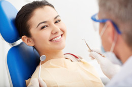 Root Canal Dentist Chicago - Patient and a Dentist