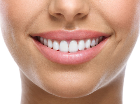 Affordable Dentures Chicago - Woman Smile Close Up