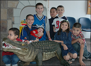 Pediatric Dentistry Chicago - Kids & Alligator