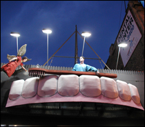 Find a Dentist in Chicago - Front view of Big Smile Dental at Night