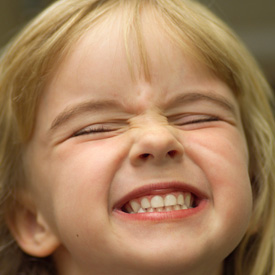 Kids Dental Pain Chicago - A Kids with tooth pain
