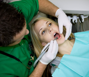 Relax when you visit a dentist in Phoenix who offers sedation