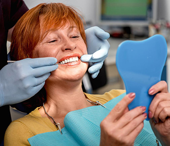 Phoenix Arizona smiles can look great again with dental implants