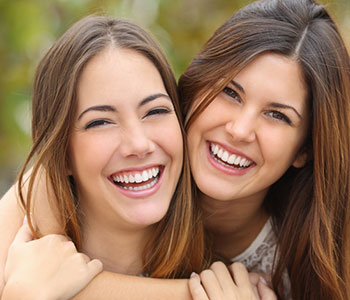 A Phoenix smile restoration option to enhance unattractive teeth