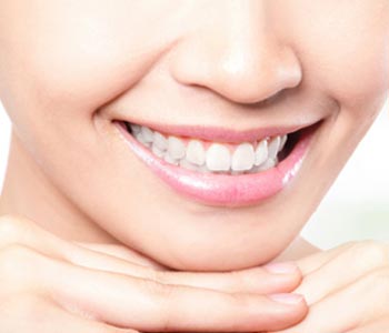 Phoenix area practice offers quality dental veneers for enhancing the smile