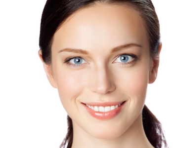 Phoenix AZ teeth whitening can make your smile sparkle