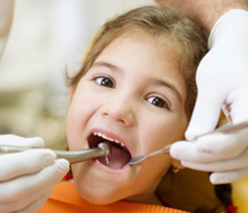 Phoenix dental professional offer tips on how to avoid a cavity