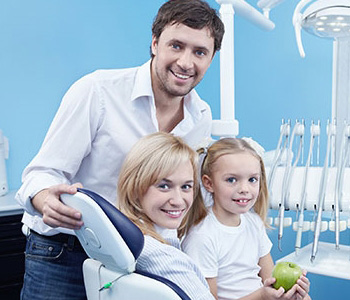Five good reasons for Phoenix families to schedule teeth cleanings