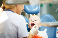 Children's Dental Treatment Mississauga - Dental Office Visit