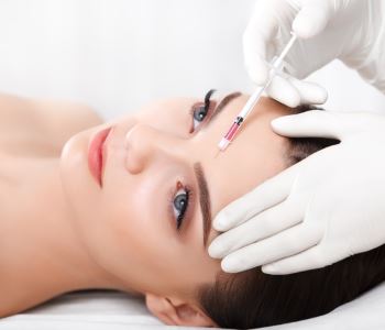 Men and women experience the benefits of Botox with meticulous treatment near Lake Oswego
