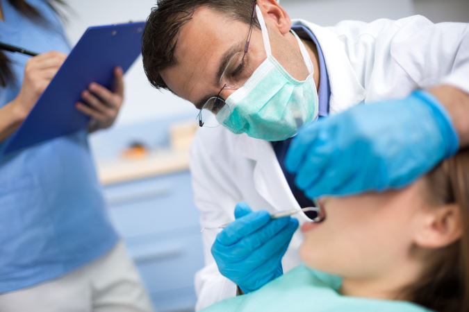 Dr. Munira Lokhandwala, Star Brite Dental Provides Teeth Barces