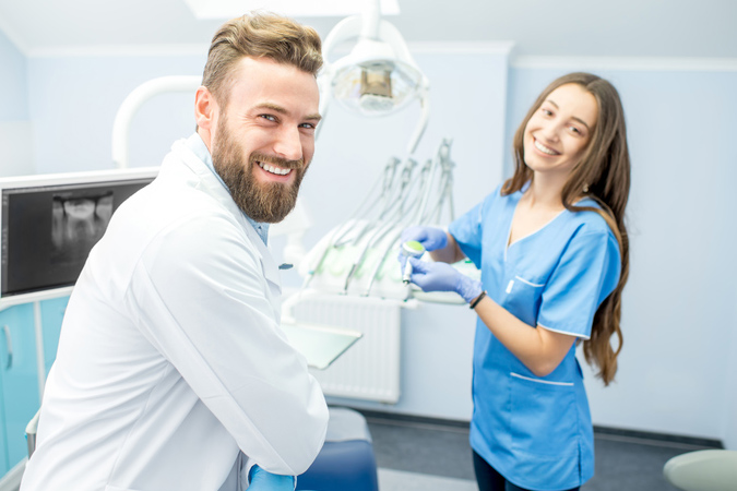 Using teeth bonding for broken tooth repair in Dublin, CA