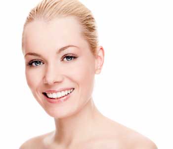 Learn about the early signs of gum disease and infection treatment with Knoxville, TN area dentist