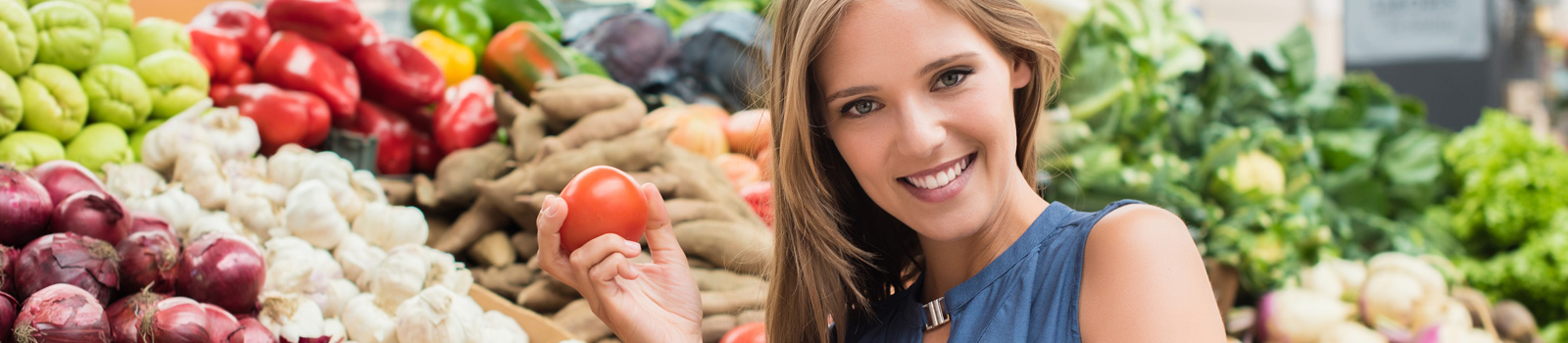 woman shopping organic veggies and fruits