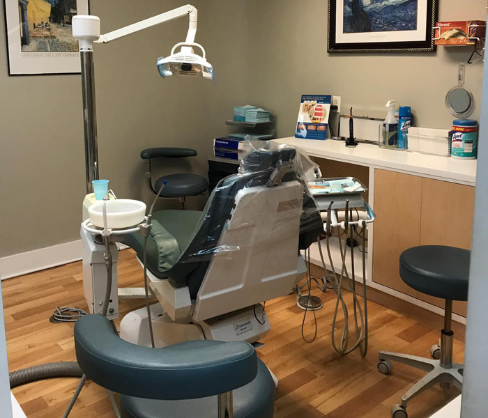 Dental Office Image 08