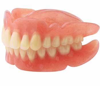 Dental Team In Woodbridge Explains The Benefits Of Full Dentures