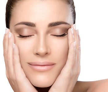 Rejuvenate your appearance with skin resurfacing in Hamilton
