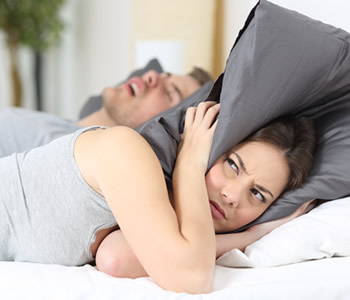 Dr Siegel Providing obstructive sleep apnea treatment