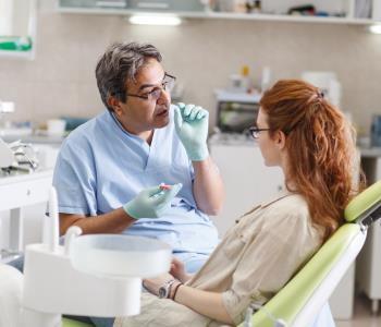 Your mercury free dentist discusses the advantages and disadvantages of composite filling options in Central Hong Kong