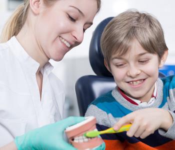 Hong Kong area dentist offers pediatric care